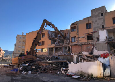 Demolition of the old Duval Hotel in Montblanc